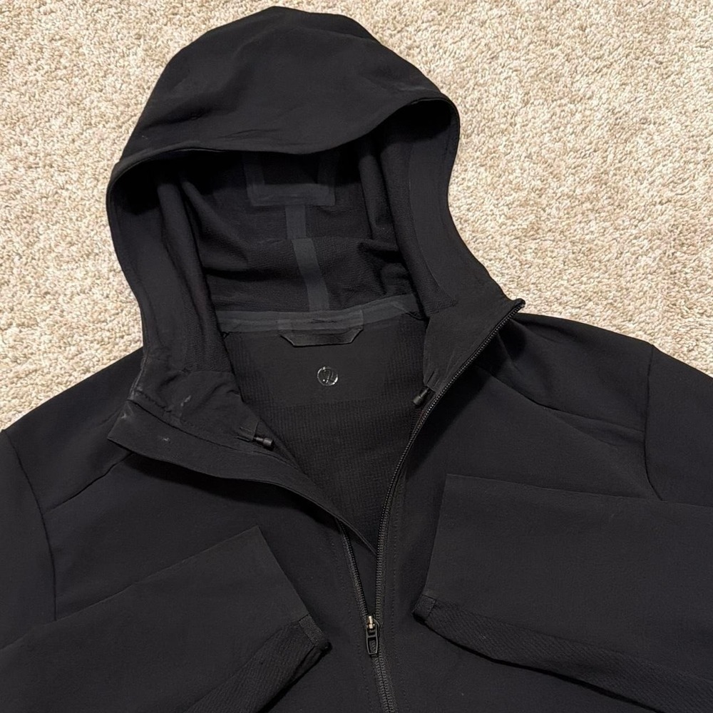 Lululemon Texture Tech Hooded Jacket | Black | Large